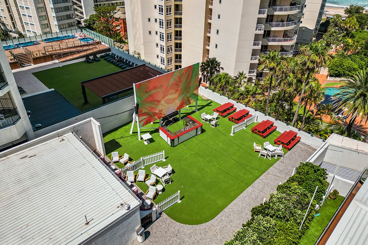 Cali-Beach-Ocean-View-Bar-1