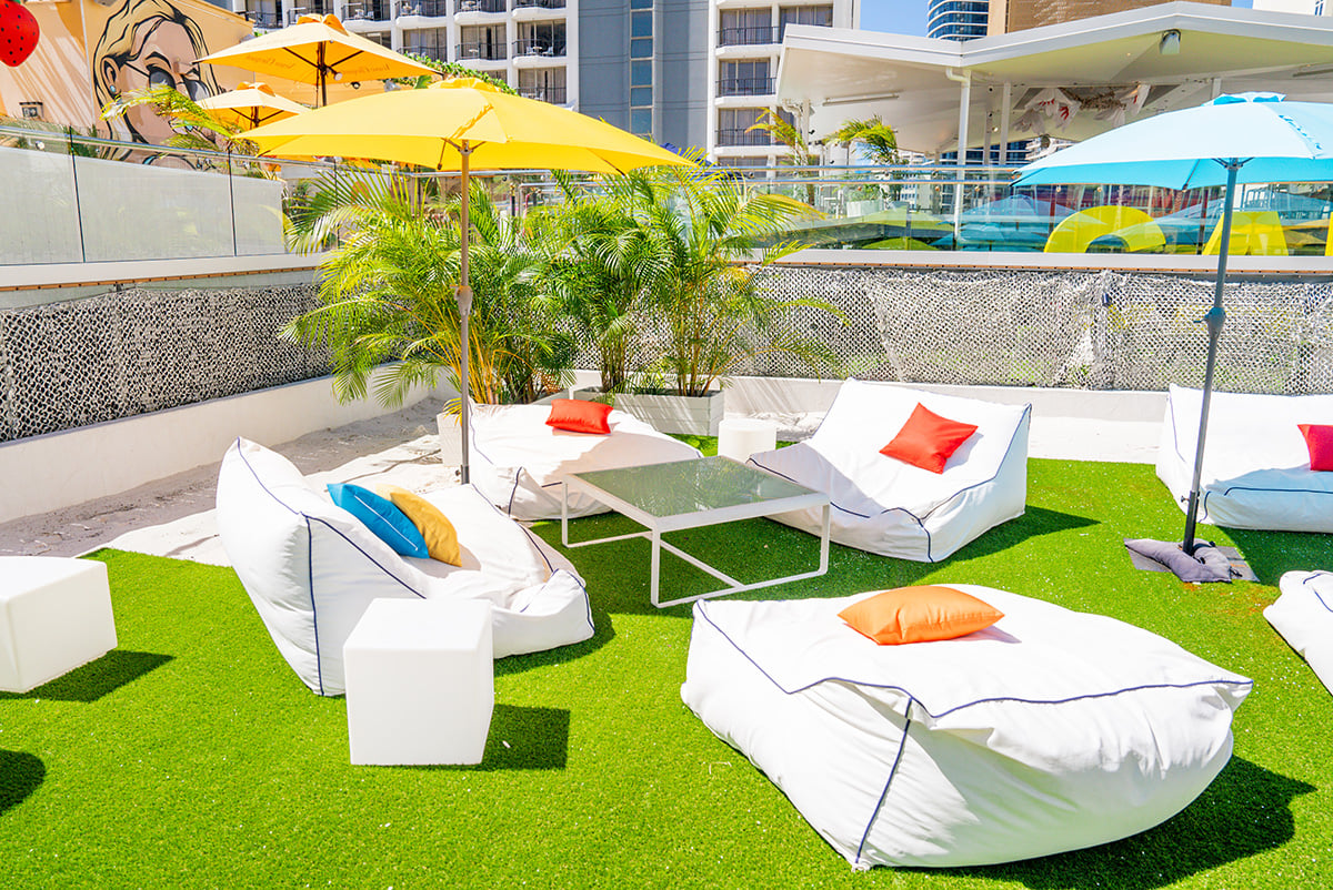 Cali-Beach-Shisha-Bar-4