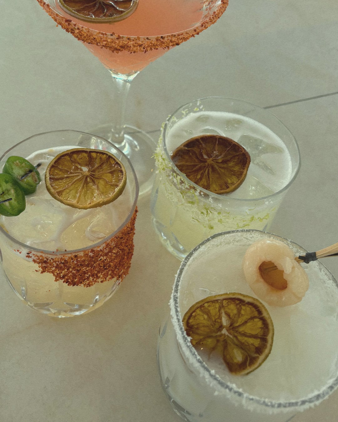 Cali-Beach-Cocktails-Bar-Ocean-Views